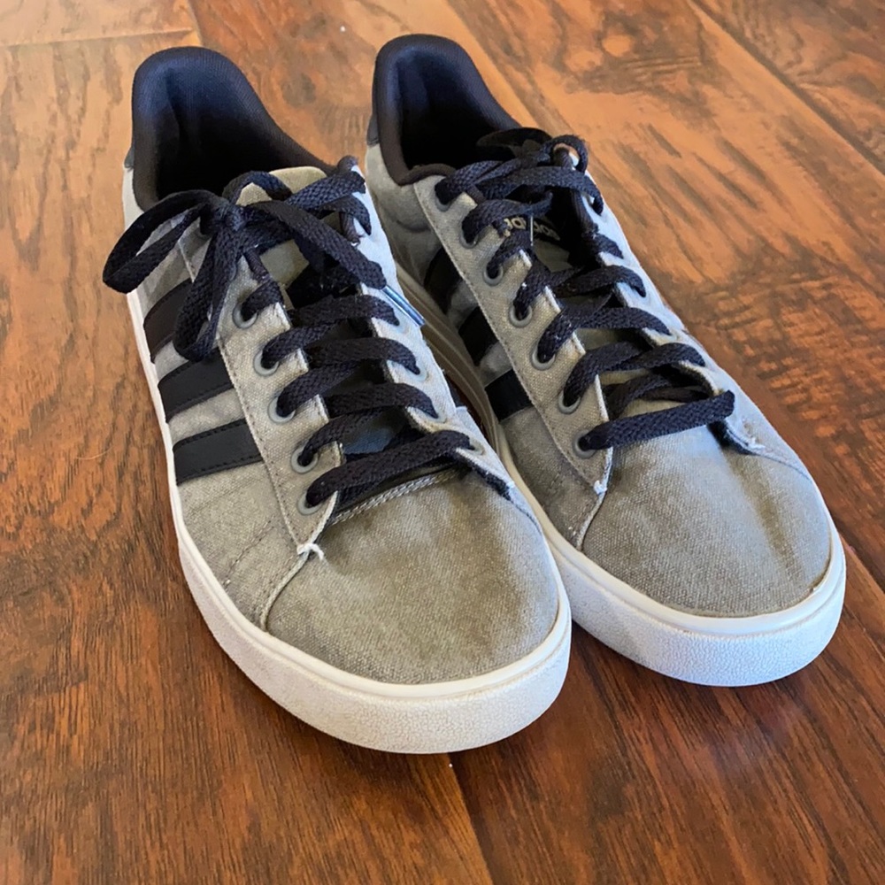 Adidas tennis shoes